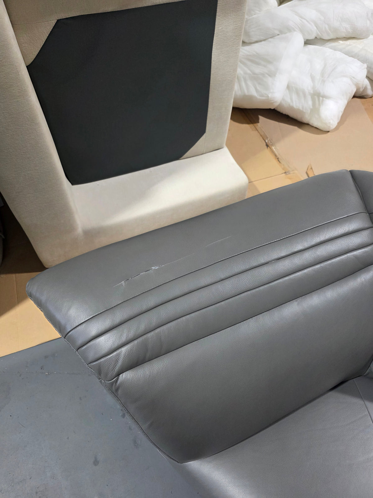 Aiden & Ivy Karson Leather Power Reclining Sectional with Power Headrests