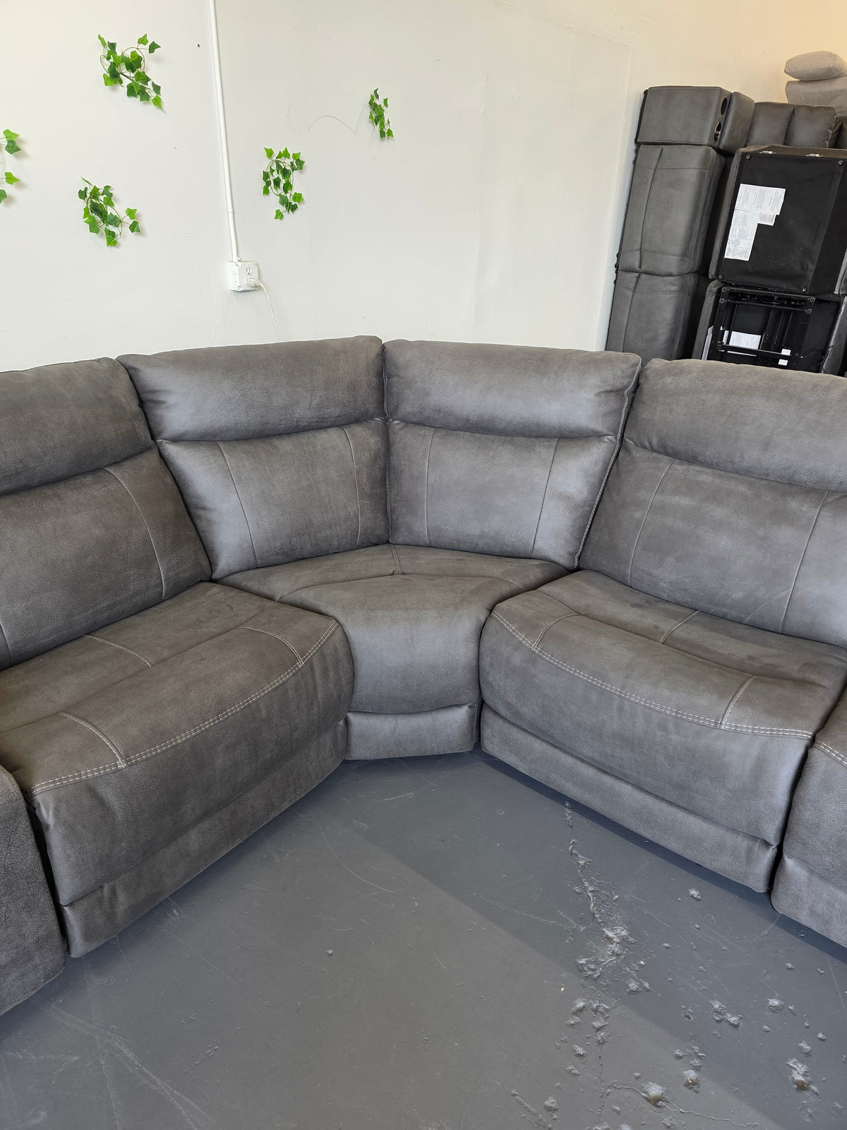 Gilman Creek Zakary Fabric Power Reclining Sectional