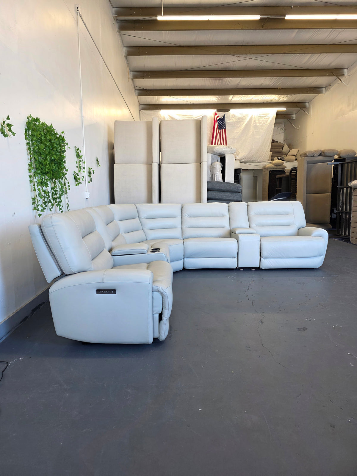 Aubrey 7-Piece Leather Power Zero Gravity Reclining Sectional