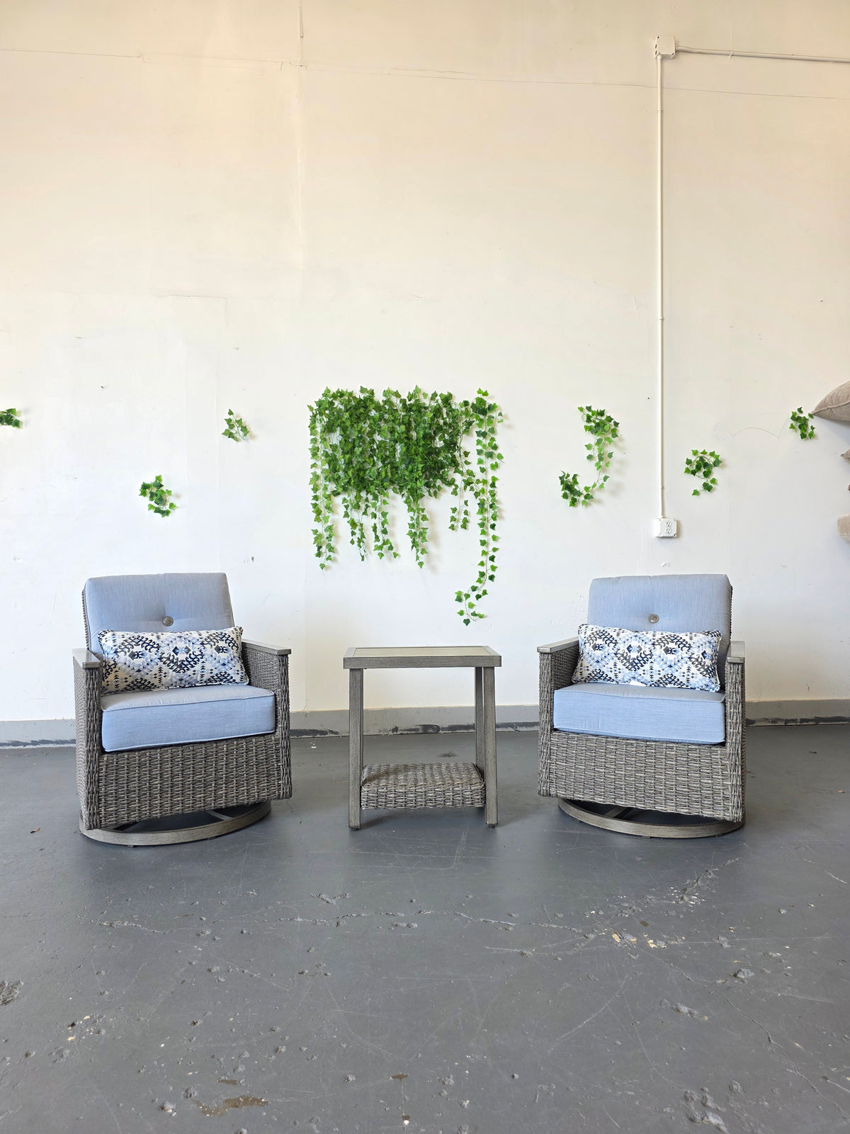 SunVilla Simone 3-Piece Outdoor Patio Seating Set Blue