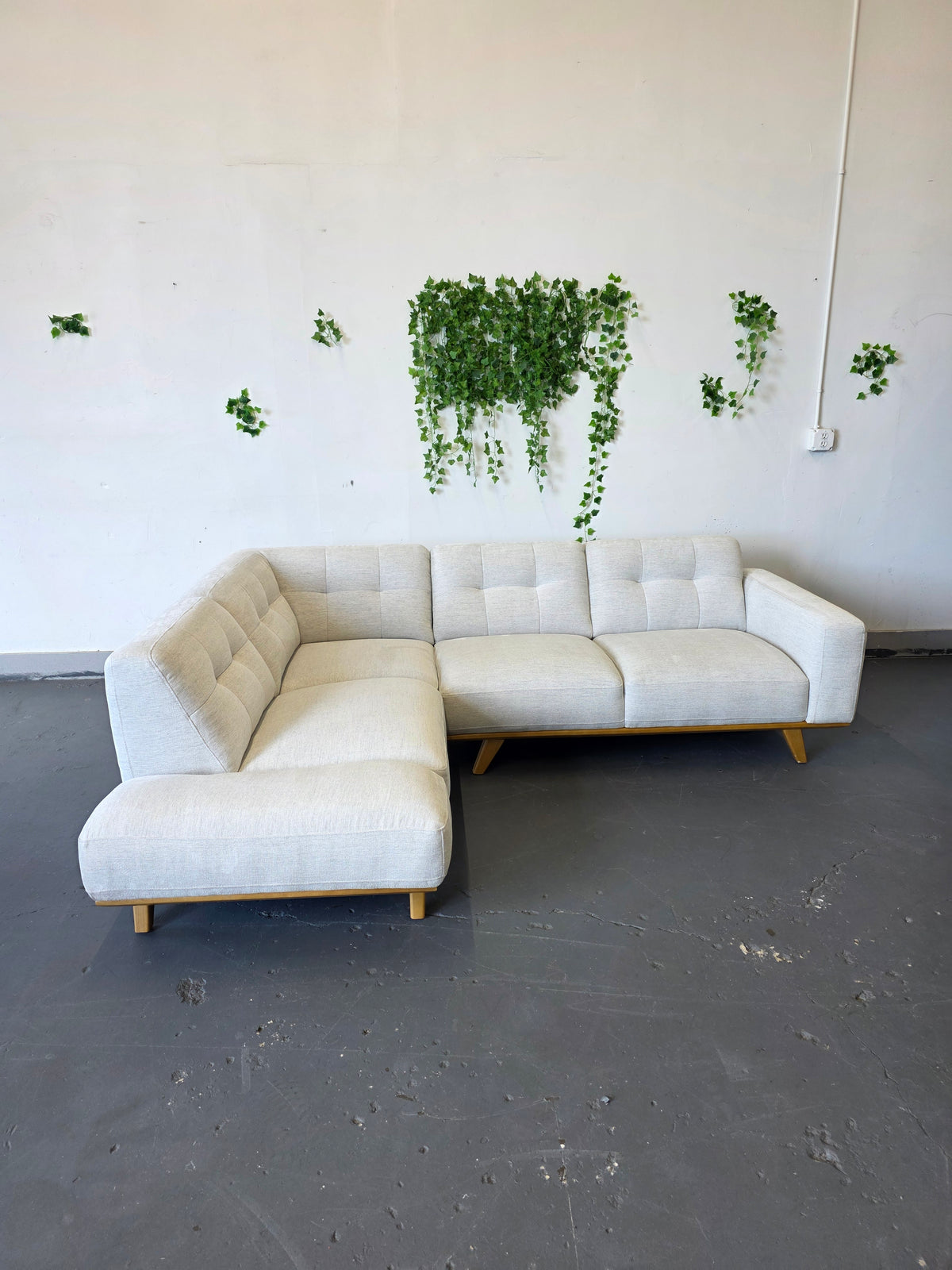 Aiden & Ivy Aeva Fabric Sectional
